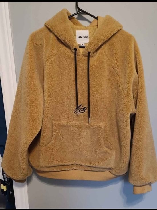 I.AM.GIA Tops - I.AM.GIA Sherpa Hoodie in Camel with Black Drawstrings Size Medium